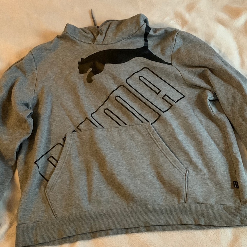Men’s xl gray puma hoodie